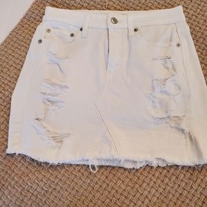 American eagle outfitters white denim distressed Jean skirt size 2